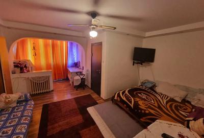 Garsoniera gara Bacau etaj 2. confort 1 si etaj 4 cu lift - 3