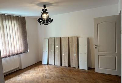 Apartament cu 2 camere în Central - 2