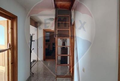 Casă cu 4 camere în Central - 10
