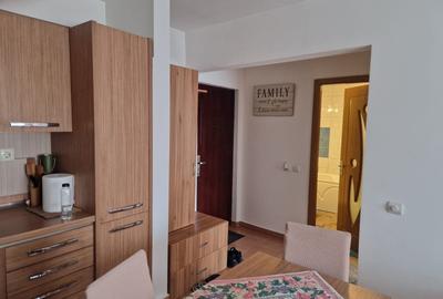 Agenție imobiliară vindem apartament cu două camere în Năvodari - 2