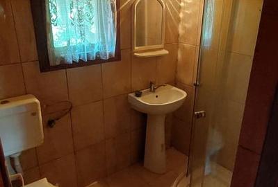 Casă cu 4 camere în Bran