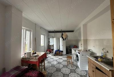 Casă cu 6 camere cu Teren 579 Mp în Central - 3