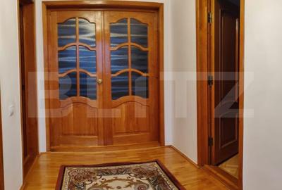 Casă cu 6 camere cu Teren 1178 Mp în Micro 6 - 14