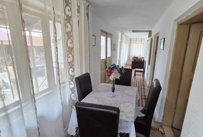 Casa tradi?ionala in Benge?ti-Ciocadia, str. Linia Mar - 8