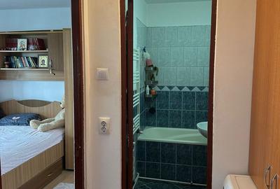 Apartament cu 2 camere decomandat, mobilat în Vest - 6