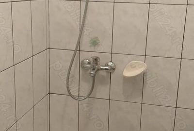 Garsonieră nedecomandată în Central - 1