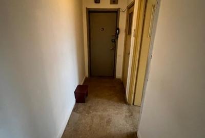 Apartament -3 camere - semidecomandat - Titan - 2