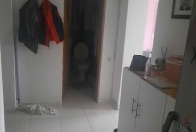 Apartament cu 3 camere semidecomandat în Central - 5