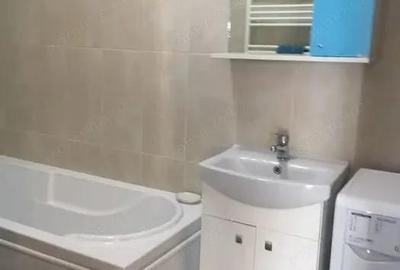 Spre inchiriere garsoniera in zona Aparatorii Patriei cu centrala proprie - 3