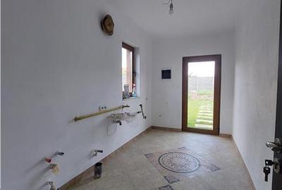 Casă individuală cu 4 camere cu Teren 660 Mp în Vinga - 8