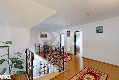 Casă cu 5 camere cu Teren 900 Mp în Central - 2
