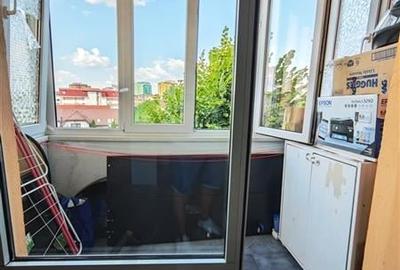 Vanzare apartament 2 camere, zona Scriitorilor, etajul 3/4 - 11