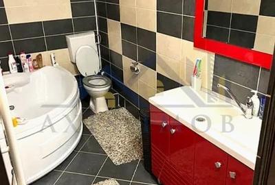 Apartament cu 4 camere decomandat în Broșteni - 3