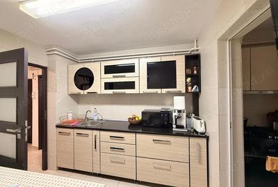 Particular Dristor 3 min de metrou cu centrala termica si loc de parcare - 5