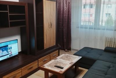 Apartament cu 2 camere semidecomandat în Titan