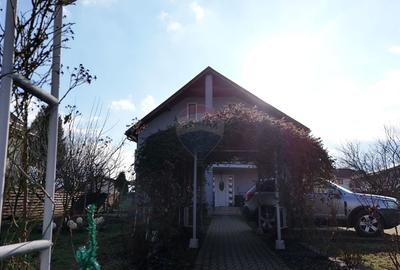 Casă cu 6 camere cu Teren 1075 Mp în Cristian - 26