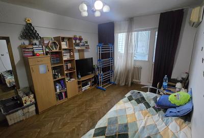 Bucur Obor /Metrou/Blocul Almo 2./Mihai Bravu - 11