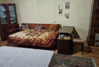 Casă individuală cu 4 camere cu Canalizare în Central - 10