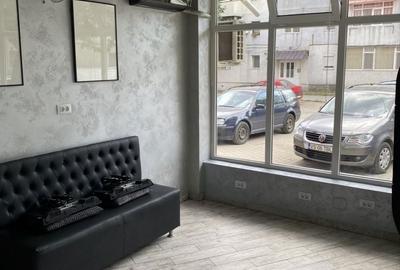 Spațiu comercial, de 25 mp, în Central - 1