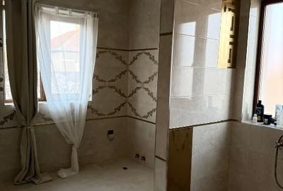 Casă individuală cu 5 camere cu Teren 417 Mp în Horia - 2