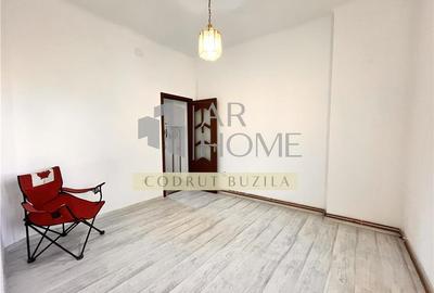 Apartament cu 4 camere semidecomandat în Central - 6