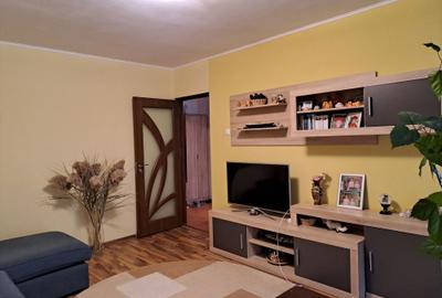 Apartament cu 3 camere decomandat în Central - 3