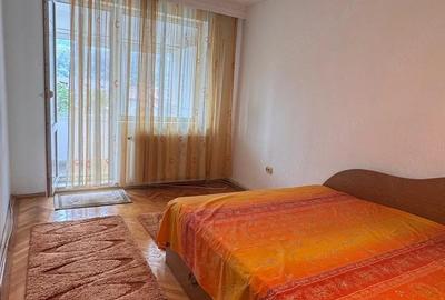 Apartament cu 3 camere semidecomandat în Nord - 2