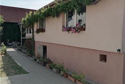 Casa 3 camere, Calnic - 1
