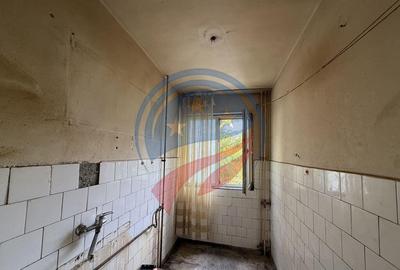 Apartament 3 camere de vanzare/Racheta/Craiovita - 4