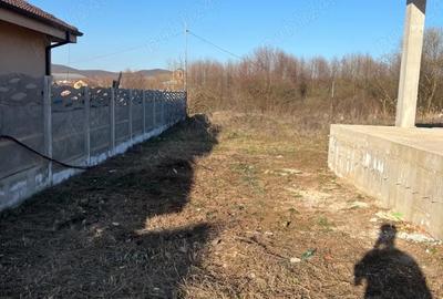 Casă cu Teren 535 Mp în Micești - 2