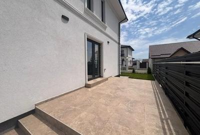 Casă cu 5 camere cu Canalizare în Sud - 5