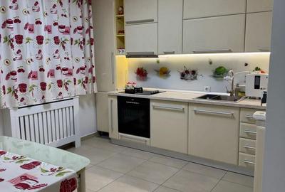 Casă cu 5 camere în Central - 2