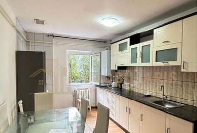 Apartament cu 3 camere decomandat în Central - 2