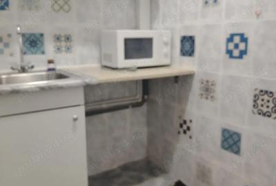 Garsonieră semidecomandată în Uzina 2 - 3