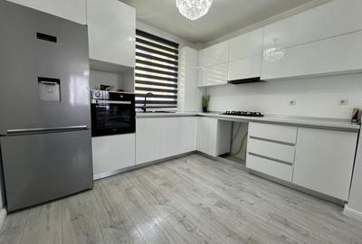 Apartament de 3 camere, 61 mp, zona Terra - 1