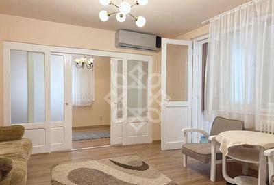 Apartament cu 4 camere de inchiriat pe Splaiul Crisanei - 10