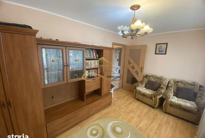 Apartament cu 3 camere decomandat, mobilat în Republicii - 10