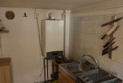Casă cu 3 camere cu Teren 2000 Mp în Tărtășești - 4