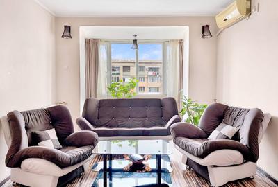 Apartament cu 2 camere semidecomandat, mobilat în Kiseleff
