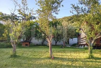 Teren de 661 mp, în Central - 8