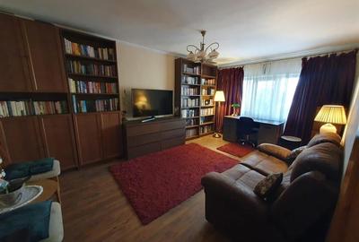 Apartament 2 camere, etaj 2, Primarie