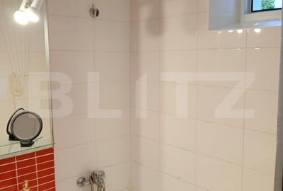 Apartament cu 3 camere, decomandate, etaj 1, bloc din caramida - 6