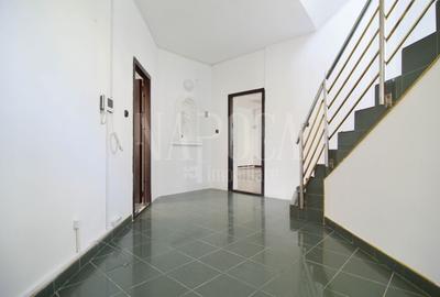 Casă individuală cu 11 camere cu Canalizare în Zorilor - 3