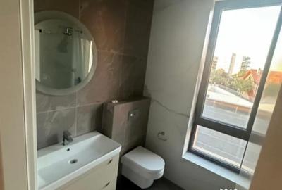 Casă cu 4 camere cu Teren 316 Mp în Central - 2