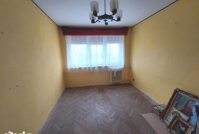 Apartament cu 3 camere decomandat în Valea Rosie - 6