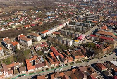 Spațiu comercial, de 300 mp, în Central - 11