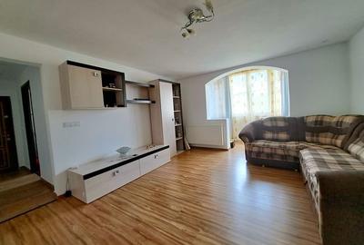 Apartament cu 2 camere semidecomandat, mobilat în Micro 11 - 7