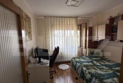 Casa spa?ioasa, 11 camere, 600 mp, teren 1450 mp, zona Li - 10