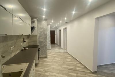 Vanzare apartament 3 camere Centrul Civic Brasov - 2