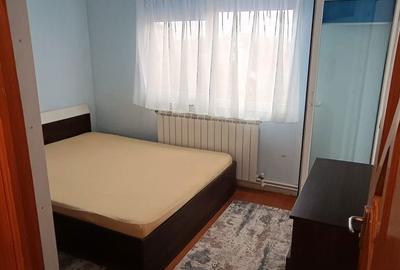 Apartament cu 3 camere decomandat în Carrefour - 4